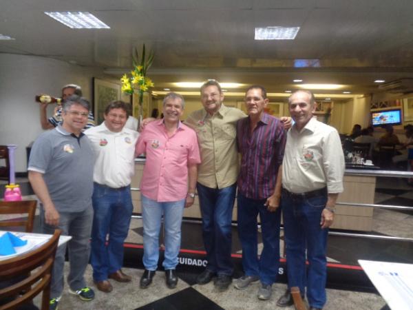 Gustavo Neiva participa de evento pol&iacute;tico em Floriano.(Imagem:FlorianoNews)