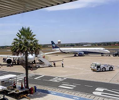 Idoso morre em voo e avião é forçado a voltar para Teresina