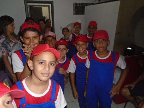 Escola Pequeno Pr&iacute;ncipe realiza XIV Feira de Conhecimento.(Imagem:FlorianoNews)