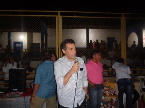 Prefeito Gilberto J&uacute;nior(Imagem:FlorianoNews)