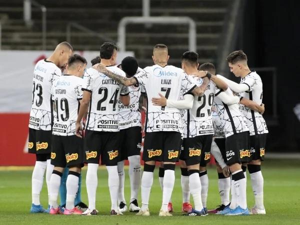 Buscando sair do rebaixamento Corinthians enfrenta Fortaleza