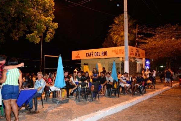 Turismo realiza mais uma edi&ccedil;&atilde;o do projeto Fim de Tarde em Floriano.(Imagem:SECOM)