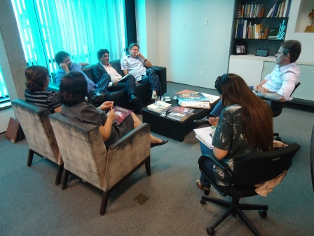 Reunião marca parceria entre instituições para a realização da Expoapi