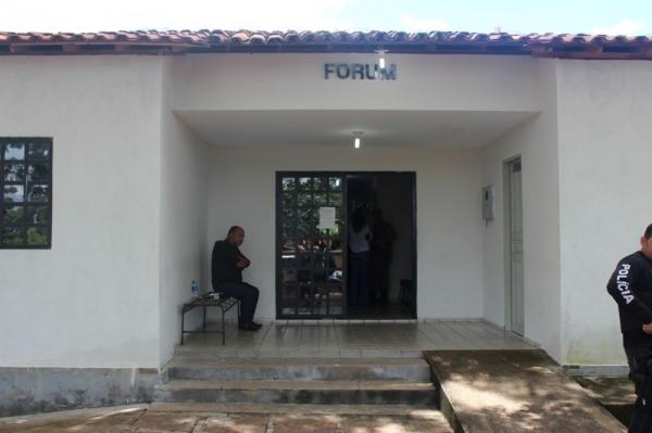 Jovem é condenado a 14 anos de prisão por matar a namorada a pauladas em Castelo do Piauí