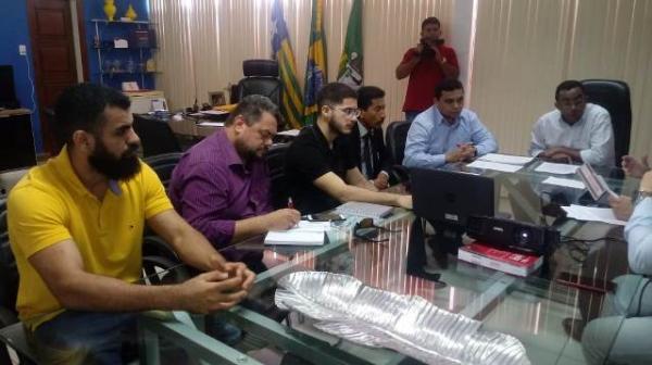 Concurso de Floriano realiza quase 9.500 inscrições e organização discute logística.(Imagem:FlorianoNews)