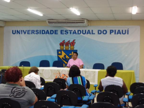 UESPI realiza Projeto de Extens&atilde;o sobre cultura negra e ind&iacute;gena.(Imagem:FlorianoNews)
