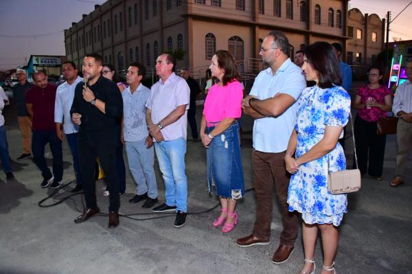 Vereadores participam da inaugura&ccedil;&atilde;o do Largo Raimundo Marreiros, bairro Ibiapaba de Floriano(Imagem:CMF)