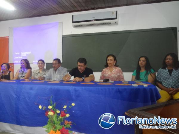 Encerrado em Floriano curso