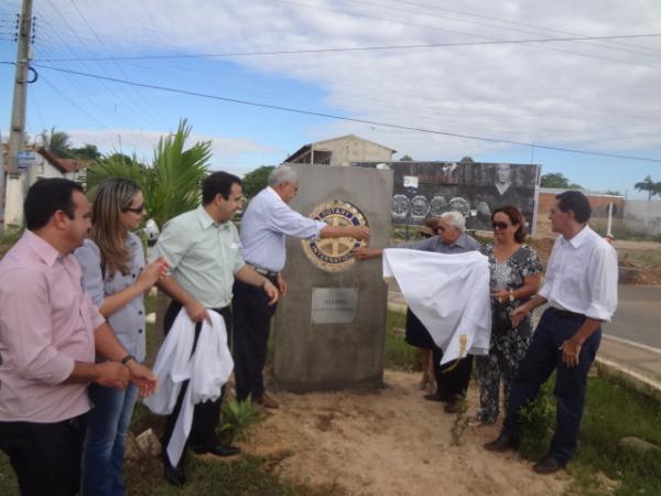 Rotary Clube inaugurou Marco Rotatório em Floriano