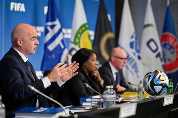 FIFA estuda alterar formato da Copa do Mundo, mantendo 4 seleções por grupo