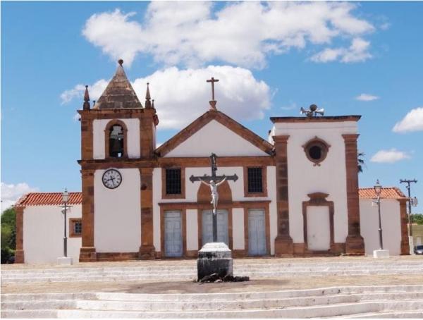 Diocese de Oeiras afasta padre após suposto envolvimento com adolescente; polícia investiga o caso