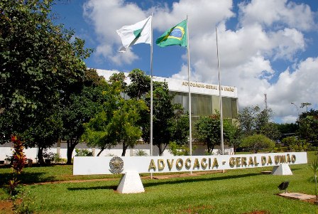 AGU recorre ao TST contra liminar que impede venda de distribuidoras
