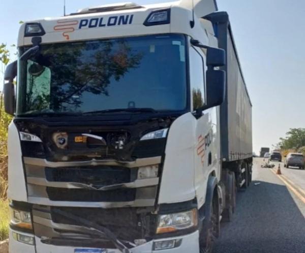 Motociclista morre em colisão frontal com carreta no interior do Piauí