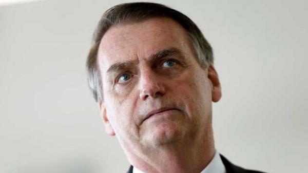 Bolsonaro defende "desenvolvimento sem entraves de ONGs"