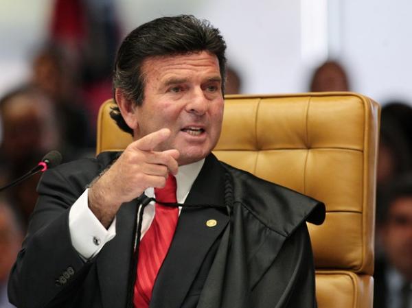 STF determina que Governo do Piauí nomeie defensores públicos