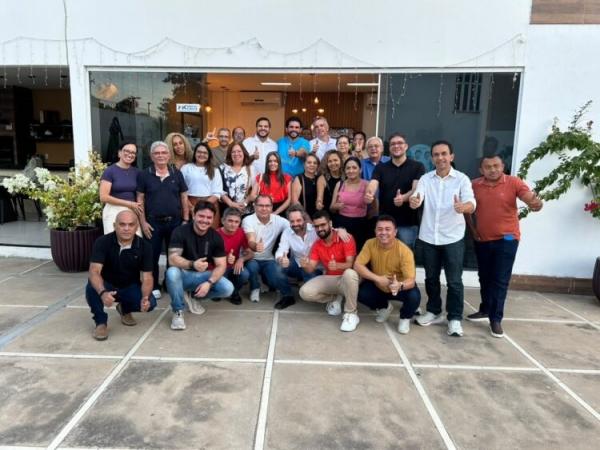 Dr. Marcus Kalume se reúne com pré-candidato a vice-governador, secretários, vereadores e suplentes