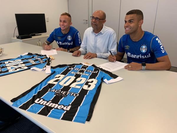 Grêmio renova com Everton Cebolinha e Alisson até o fim de 2023