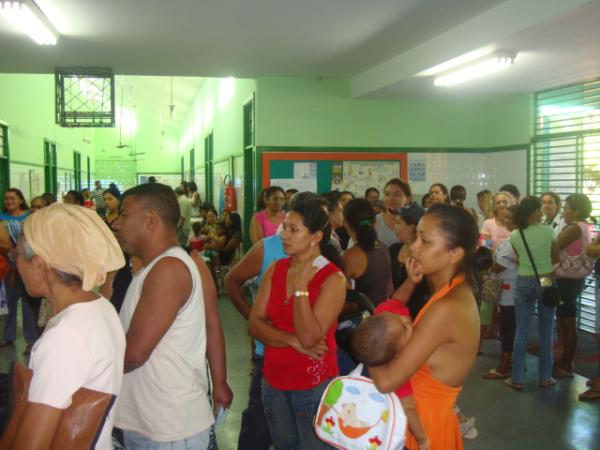 Filas de espera na Maternidade Wall Ferraz(Imagem:Acesse Piau&iacute;)