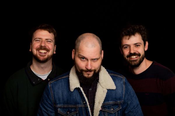 Banda Tereza lança o single "Seu ex" enquanto prepara o quarto álbum de estúdio