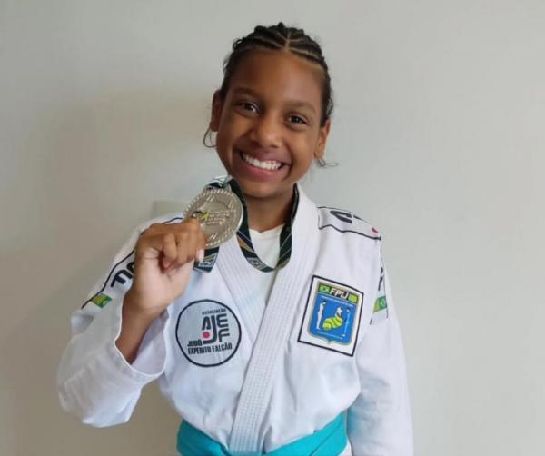 Jud&ocirc; piauiense mostra for&ccedil;a e garante 53 medalhas na etapa regional do Campeonato Brasileiro(Imagem:Divulga&ccedil;&atilde;o)