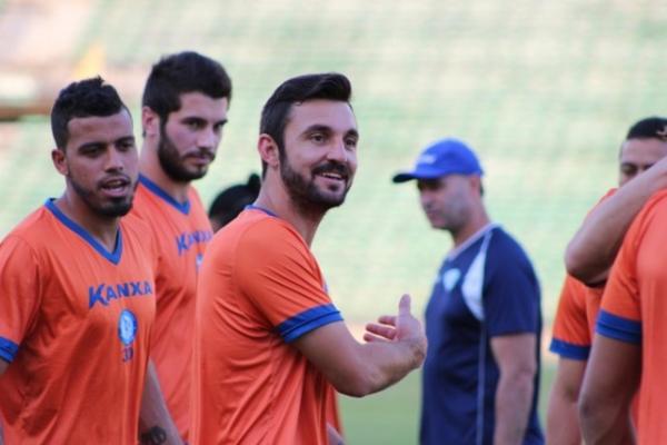 M&aacute;rcio Goiano faz treino recreativo em Teresina. Lajeadense deve ter mudan&ccedil;as no meio campo.(Imagem:Renan Morais)