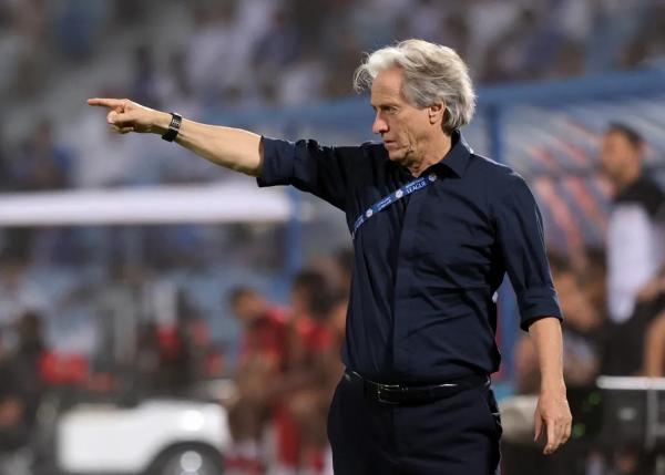 Jorge Jesus diz que poupou Neymar pensando na Champions da Ásia