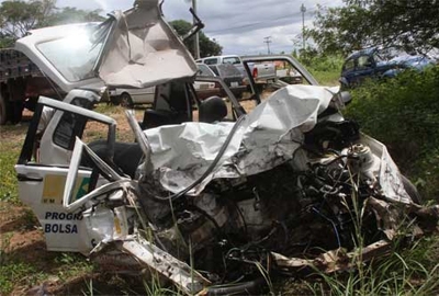 Motorista envolvido no acidente que matou um casal de Fronteiras morreu no HUT