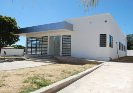 Prefeitura de Floriano entrega nova Unidade Básica de Saúde no bairro Manguinha