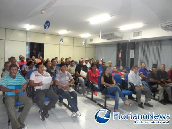 SEBRAE promove semin&aacute;rio para grupos econ&ocirc;micos de piscicultura e apicultura.(Imagem:FlorianoNews)