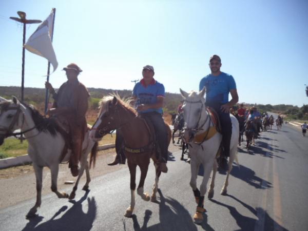 Cavalgada e Missa do Vaqueiro movimentam festejos de S&atilde;o Pedro de Alc&acirc;ntara em Floriano.(Imagem:FlorianoNews)