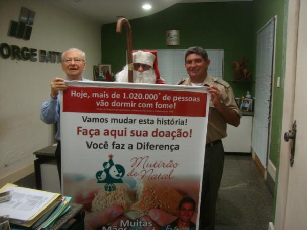 Grupo Jorge Batista abra&ccedil;ou a campanha Mutirao de Natal(Imagem:reda&ccedil;ao)