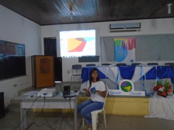 Floriano sedia capacita&ccedil;&atilde;o da plataforma Conviva Educa&ccedil;&atilde;o.(Imagem:FlorianoNews)