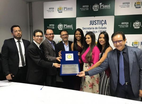 Estado nomeia 25 novos agentes penitenciários