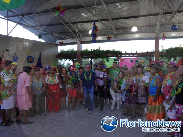 Prefeitura de Floriano realizou Baile de Carnaval da 3&ordf; Idade.(Imagem:FlorianoNews)