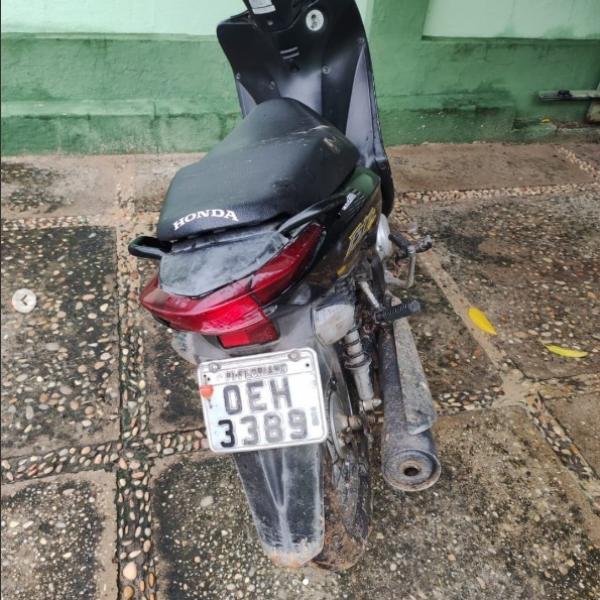 PM recupera veículo logo após ser roubado no Conjunto Paraíso, em Floriano