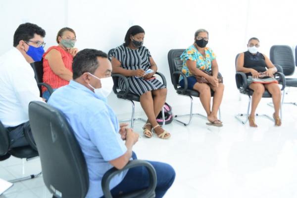 Agricultores familiares de Floriano solicitam apoio ao prefeito Joel Rodrigues