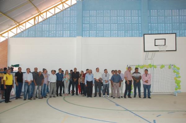 Escola Municipal Jos&eacute; Francisco Dutra ganha Quadra Coberta.(Imagem:Secom)