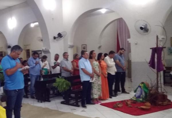 Missa Solene encerra as festividades de anivers&aacute;rio de 112 anos de Bar&atilde;o de Graja&uacute;.(Imagem:FlorianoNews)