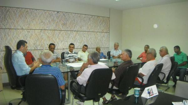 Comerciante fecham acordo com Prefeitura e deixam instala&ccedil;&otilde;es do Mercado do Cruzeiro.(Imagem:FlorianoNews)