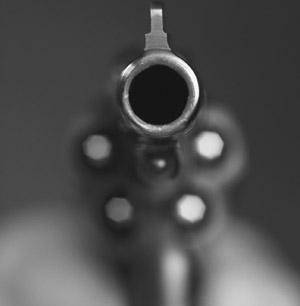 Mulher é morta com bala perdida na Zona Zul