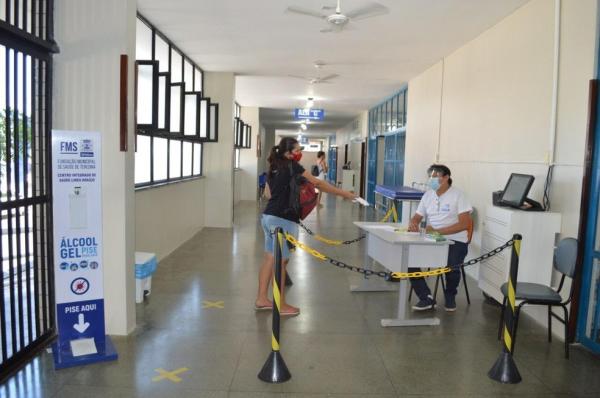 Um ambulat&oacute;rio instalado no Centro de Sa&uacute;de Lineu Ara&uacute;jo, no Centro de Teresina, passa a atender, a partir desta segunda-feira (23), pessoas que ficaram com sequelas da Covid-19. O(Imagem:Divulga&ccedil;&atilde;o)