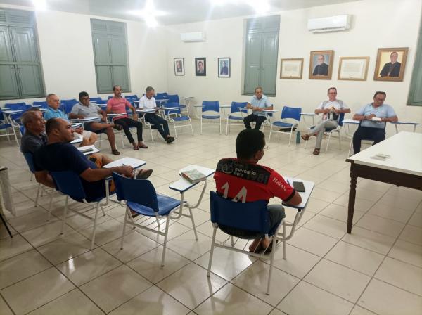 Candidatos a diáconos permanentes da Diocese de Floriano concluem etapa inicial de formação