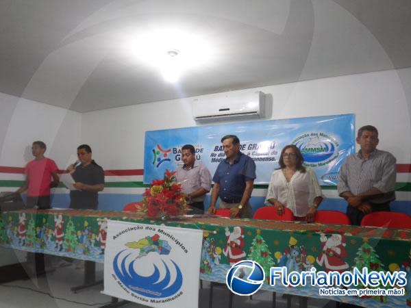 Encontro da Associa&ccedil;&atilde;o dos Munic&iacute;pios do M&eacute;dio Sert&atilde;o Maranhense debate res&iacute;duos s&oacute;lidos.(Imagem:FlorianoNews)