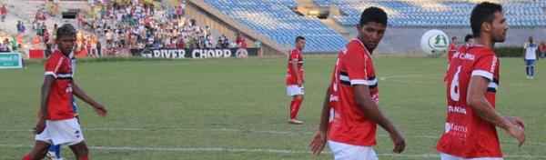 &Iacute;ndio, Paulo Para&iacute;ba e Rafael Ara&uacute;jo formam o 