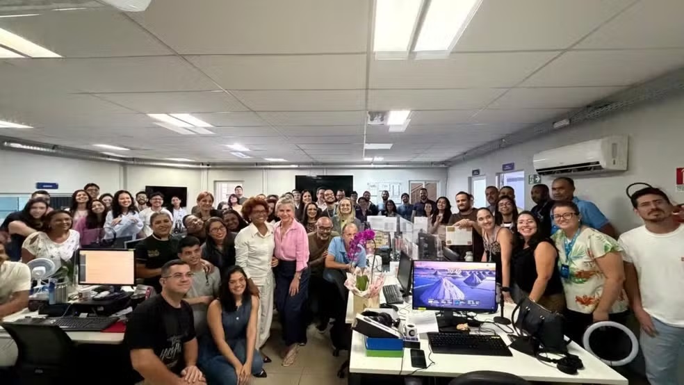 'Não posso mais aceitar', apresentadora Ângela Bispo desabafa sobre comentário racista após receber apoio de profissionais na TV Clube
