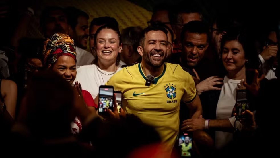 Destaque da campanha vitoriosa de Lula no 2° turno, Janones recusa título de ‘o cara da virada’: 'A gente reagiu à covardia'
