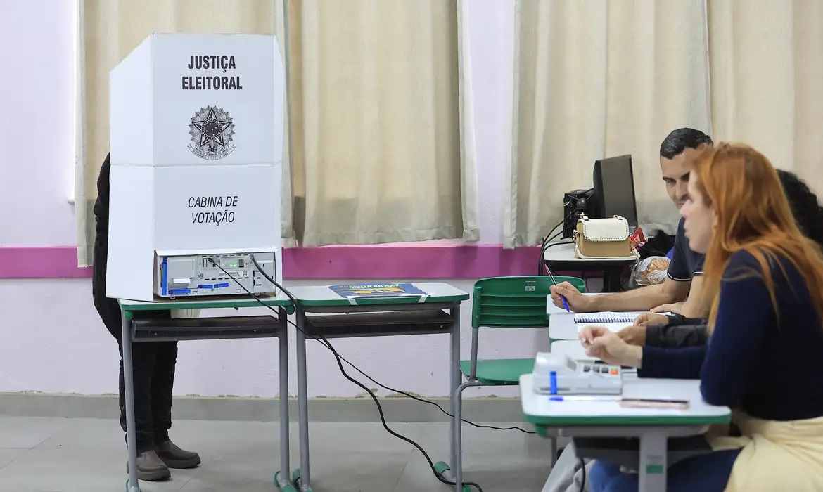 Eleições 2026: oito partidos vão comandar 26 estados e o DF
