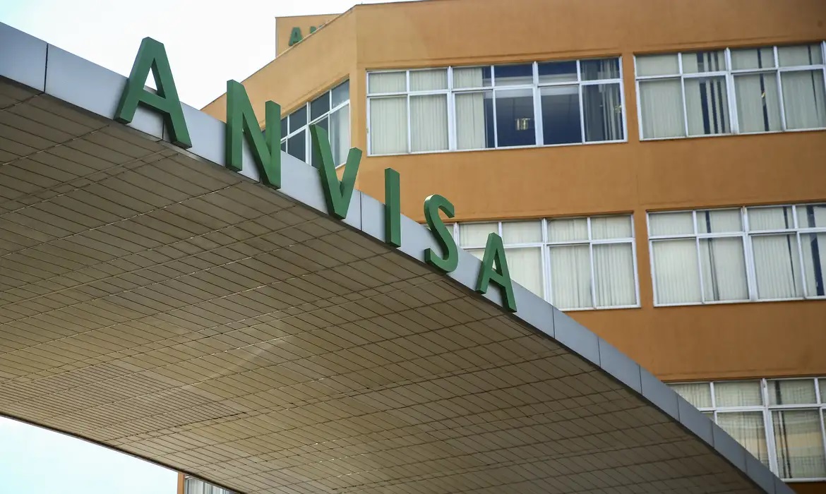 Anvisa suspende propaganda enganosa de suplementos alimentares
