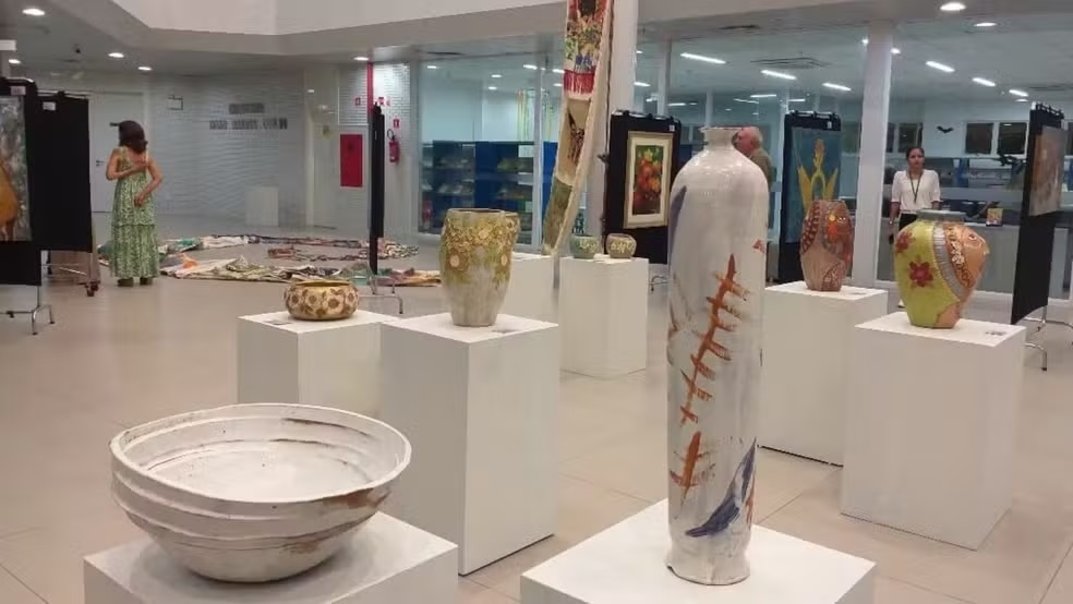Exposição reúne 25 artistas e transforma materiais descartados em obras de arte em Teresina