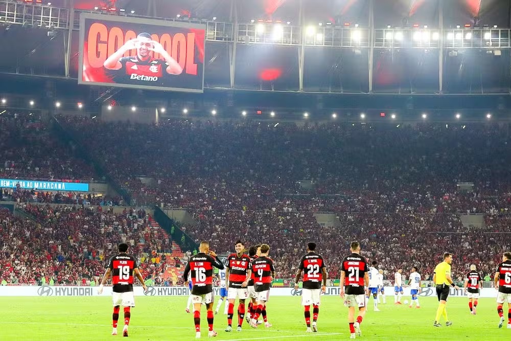 Maracanã lotado para jogo entre Flamengo e Cruzeiro, na Libertadores